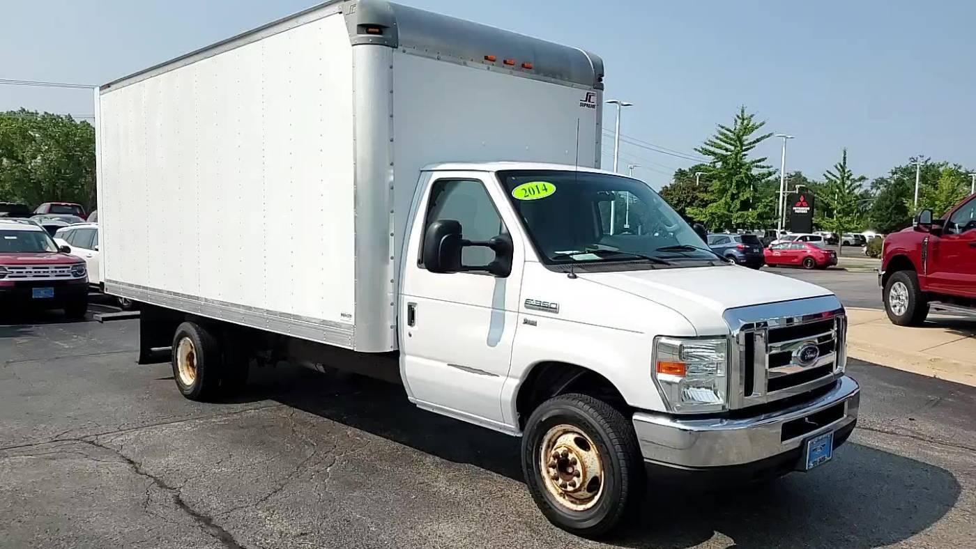 2014 Ford Econoline Commercial Cutaway E-350 — Chassis Cab Truck — 32,226 mi — Gurnee, IL