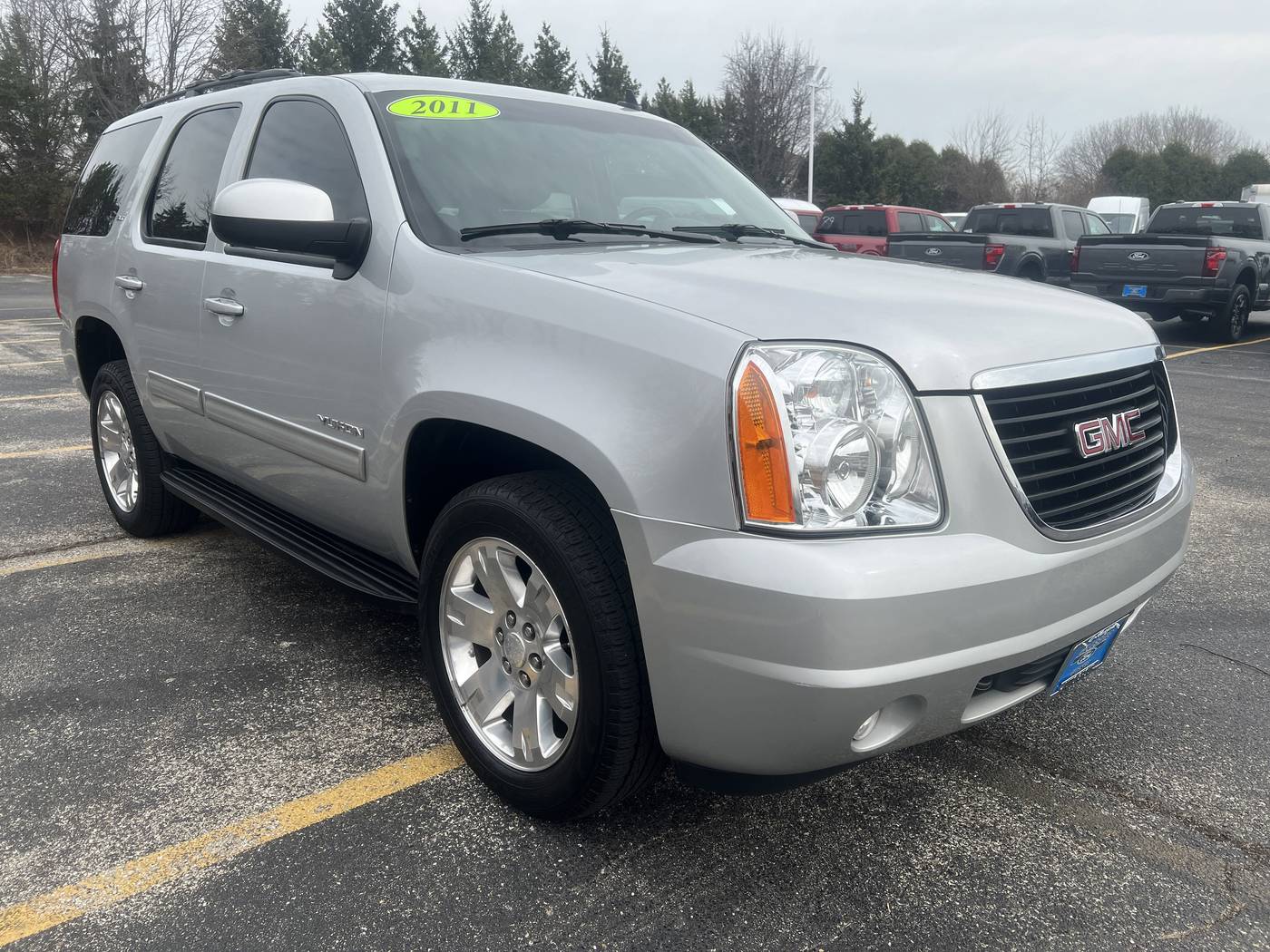 2011 GMC Yukon SLT — SUV — 110,164 mi — Gurnee, IL