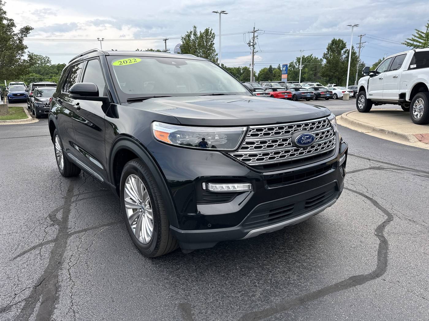 2022 Ford Explorer Limited — SUV — 15,613 mi — Gurnee, IL