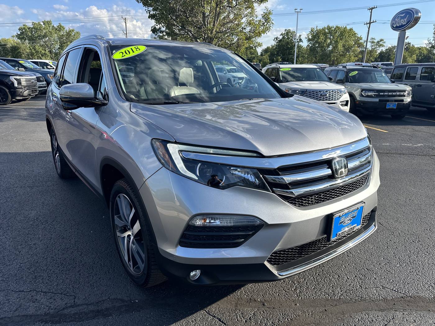 2018 Honda Pilot Touring — SUV — 74,019 mi — Gurnee, IL