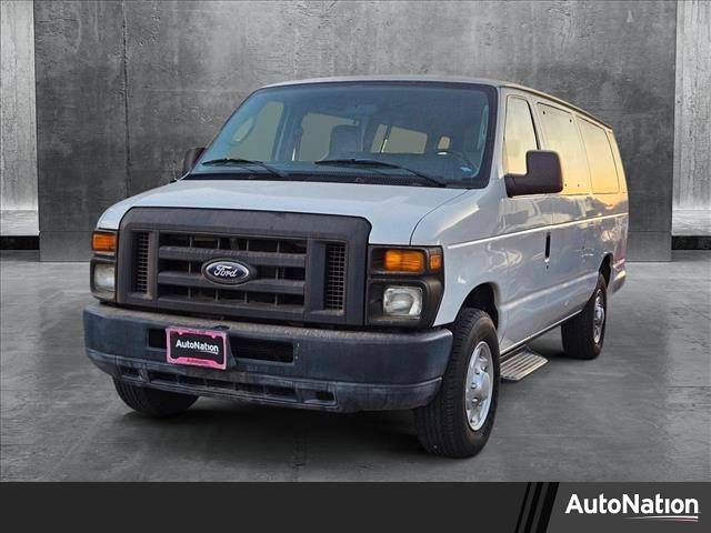 2014 Ford Econoline Wagon E-350 Super Duty XL — Passenger Van — 27,146 mi — Columbus, GA