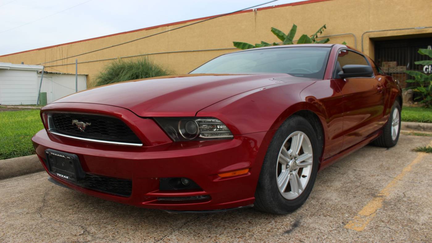 2014 Ford Mustang V6 — Coupe — 112,118 mi — Houston, TX