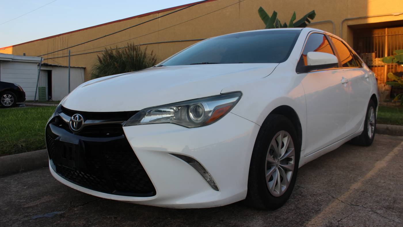 2016 Toyota Camry XLE — Sedan — 122,566 mi — Houston, TX