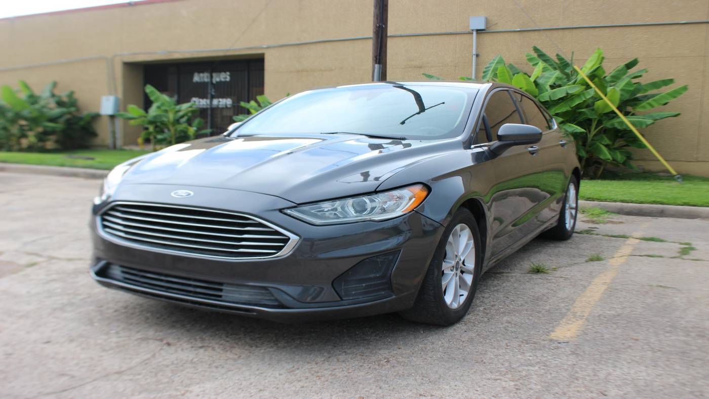 2020 Ford Fusion SE — Sedan — 99,417 mi — Houston, TX