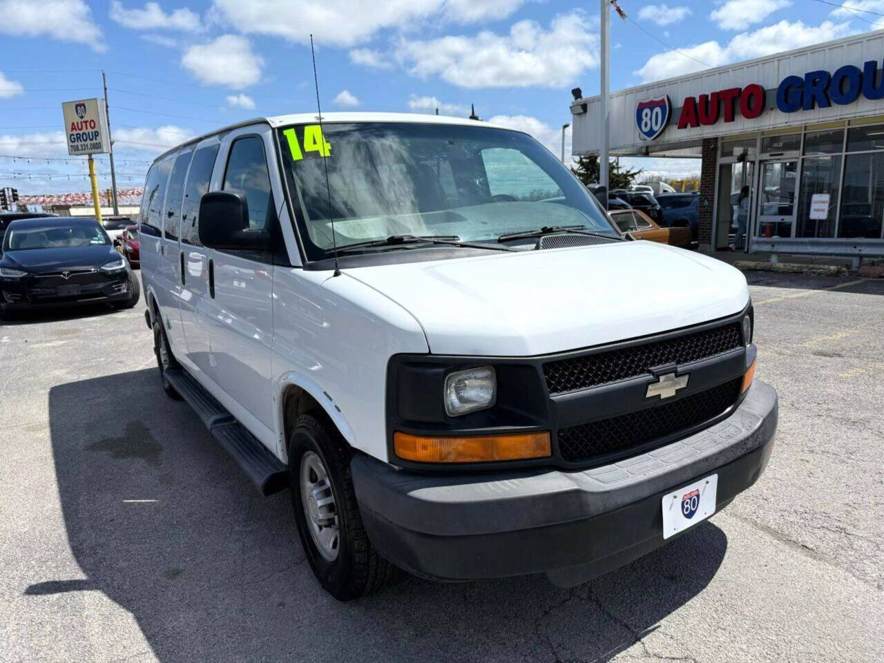 2014 Chevrolet Express Passenger LS — Passenger Van — 117,651 mi — Hazel Crest, IL