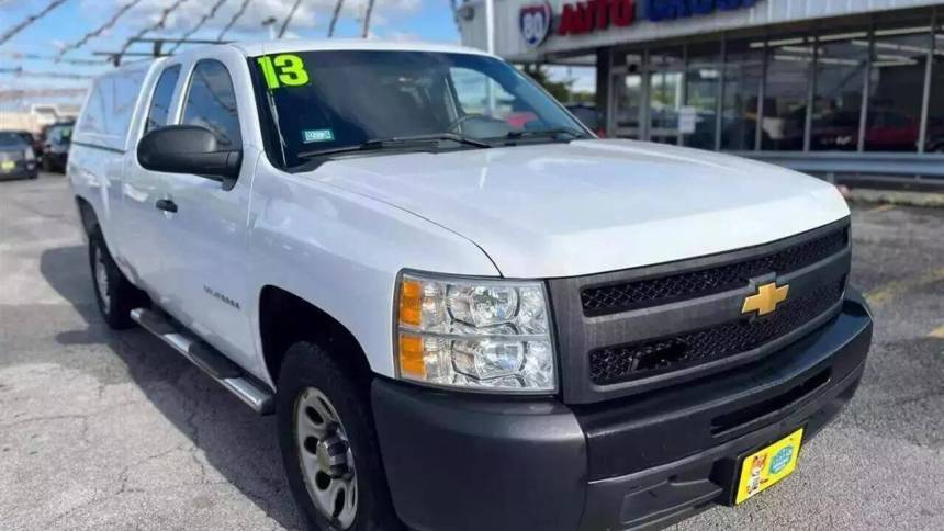 2013 Chevrolet Silverado 1500 WT — Pickup Truck — 136,594 mi — Hazel Crest, IL