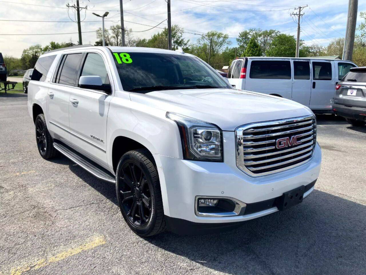 2018 GMC Yukon SLT — SUV — 127,335 mi — Hazel Crest, IL