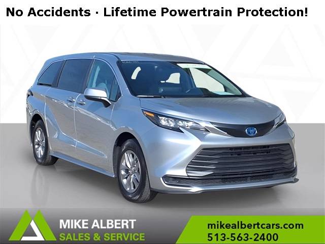 2024 Toyota Sienna LE — Minivan — 29,690 mi — Cincinnnati, OH