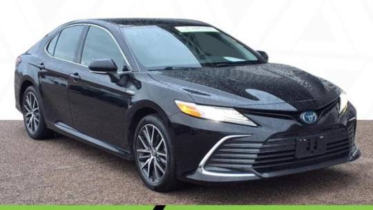 2021 Toyota Camry Hybrid XLE — Sedan — 46,673 mi — Cincinnnati, OH