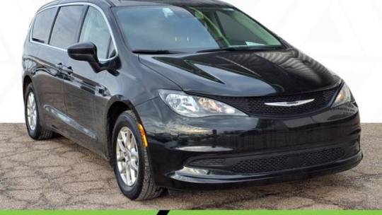 2022 Chrysler Voyager LX — Minivan — 98,447 mi — Cincinnnati, OH