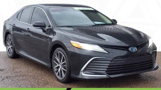 2021 Toyota Camry Hybrid XLE — Sedan — 63,420 mi — Cincinnnati, OH