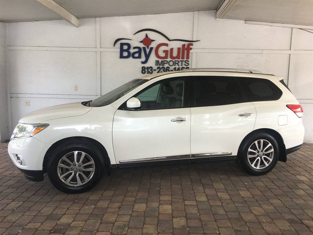 2015 Nissan Pathfinder SL — SUV — 93,589 mi — Tampa, FL