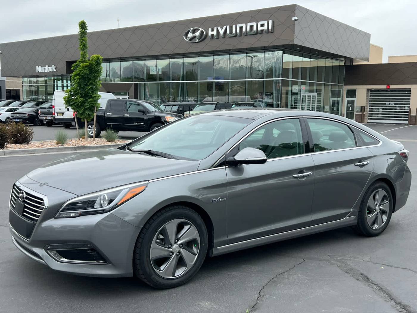 2017 Hyundai Sonata Hybrid Limited — Sedan — 86,409 mi — Lindon, UT