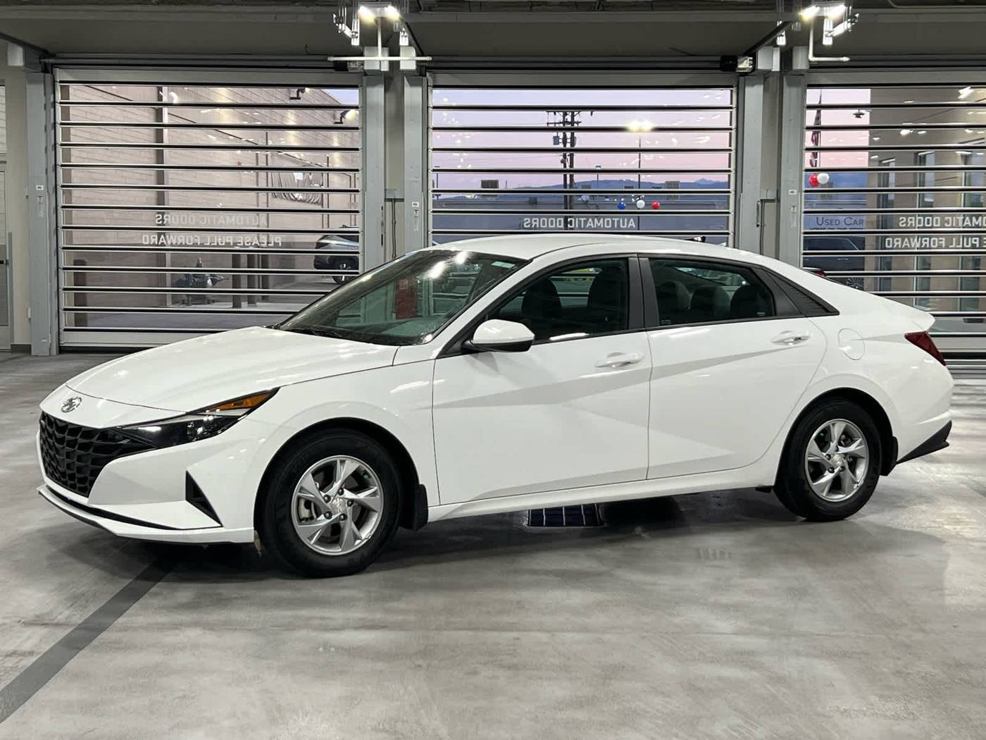 2023 Hyundai Elantra SE — Sedan — 27,191 mi — Murray, UT
