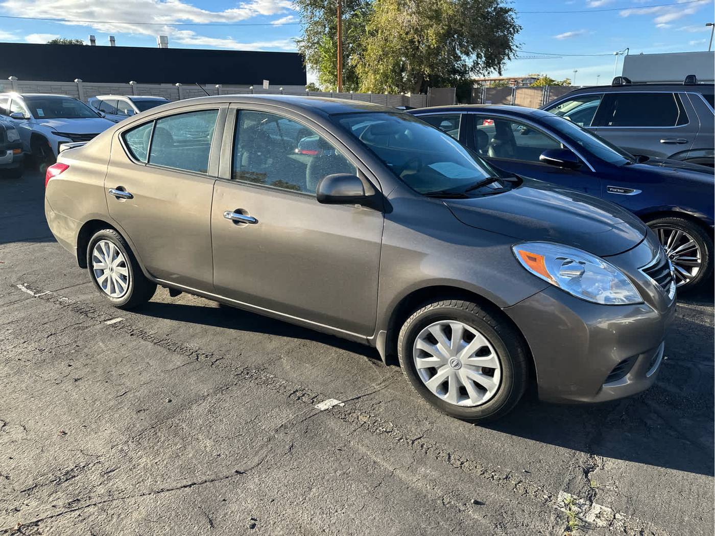 2013 Nissan Versa SV — Sedan — 139,345 mi — Murray, UT