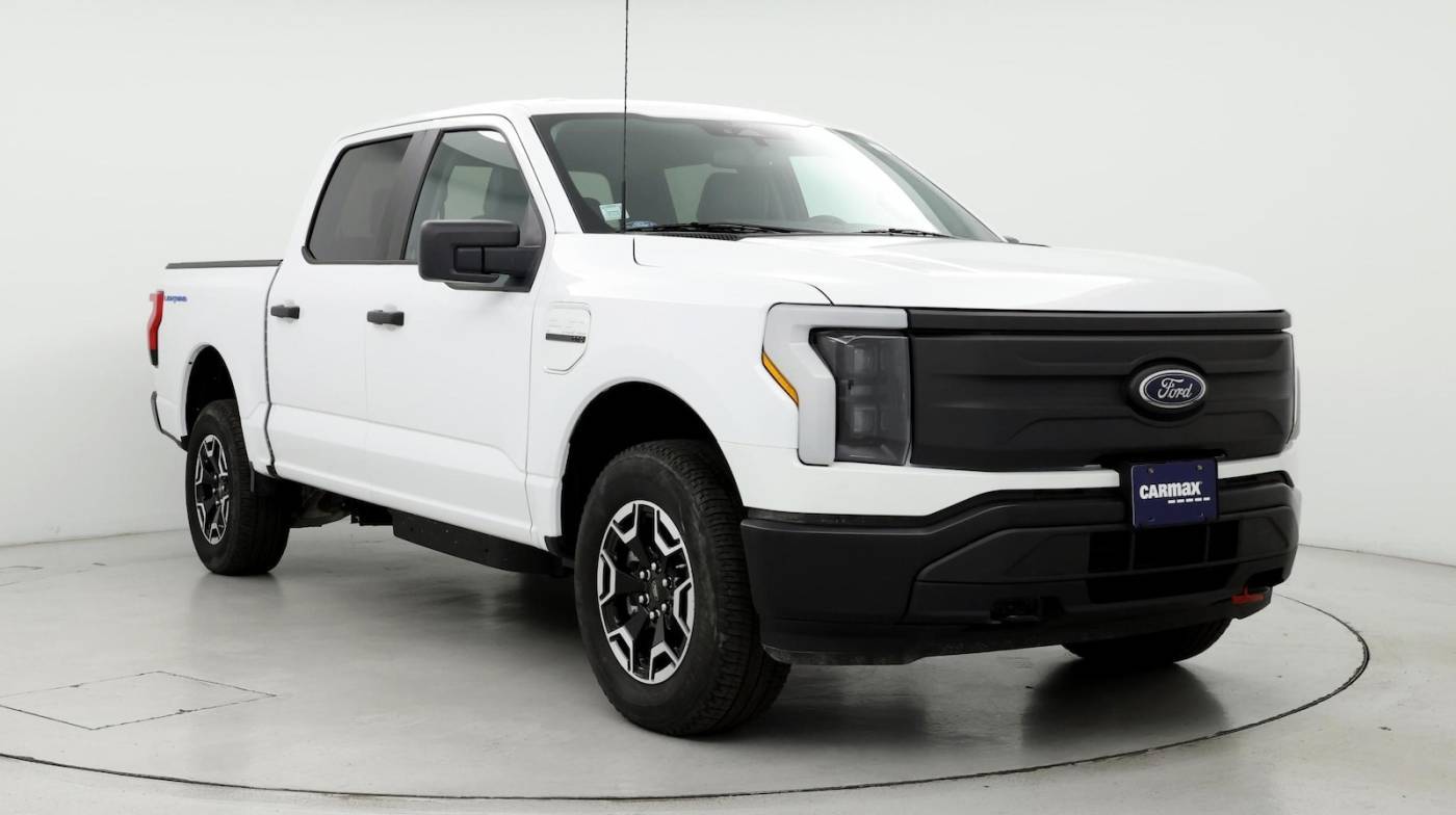 2022 Ford F-150 Lightning Pro — Pickup Truck — 6,657 mi — Springfield, IL