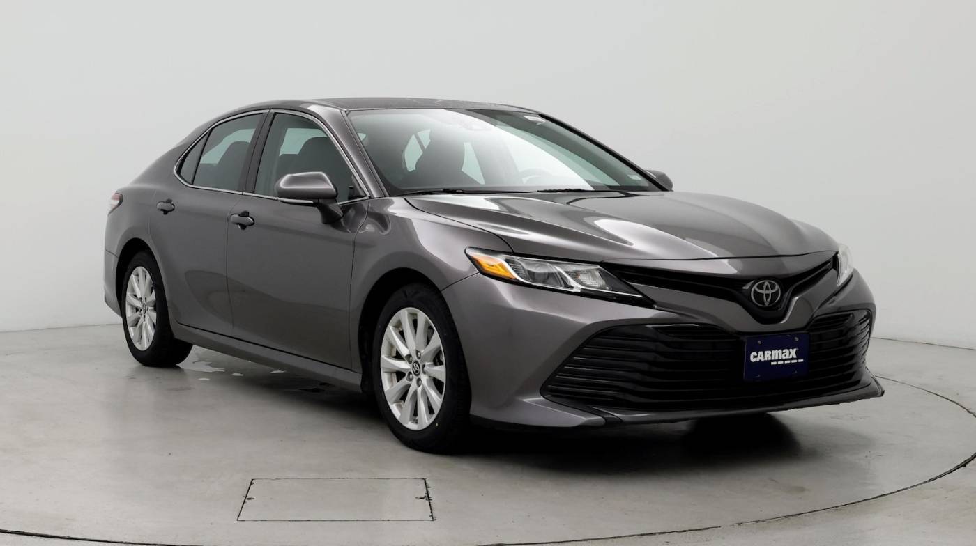 2019 Toyota Camry LE — Sedan — 52,442 mi — Springfield, IL