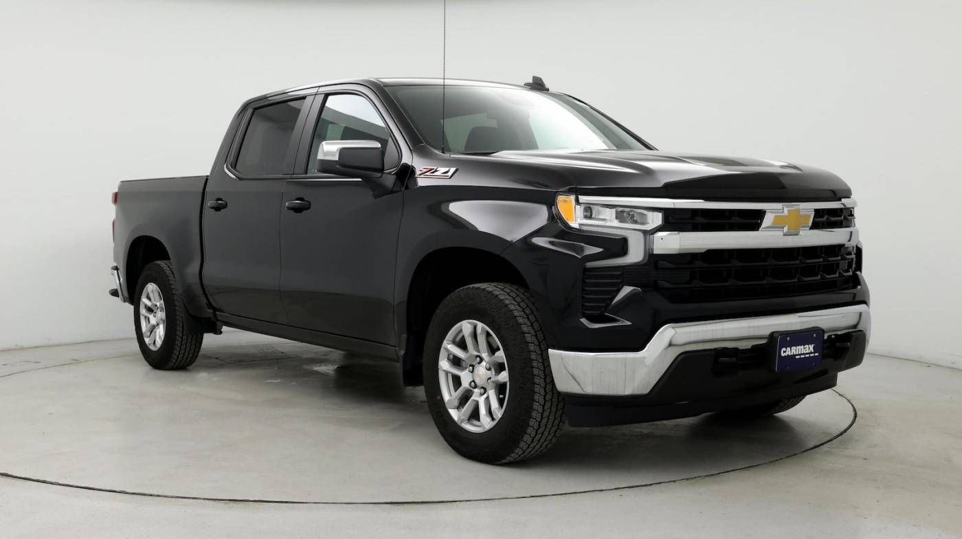 2022 Chevrolet Silverado 1500 LT — Pickup Truck — 6,840 mi — Springfield, IL