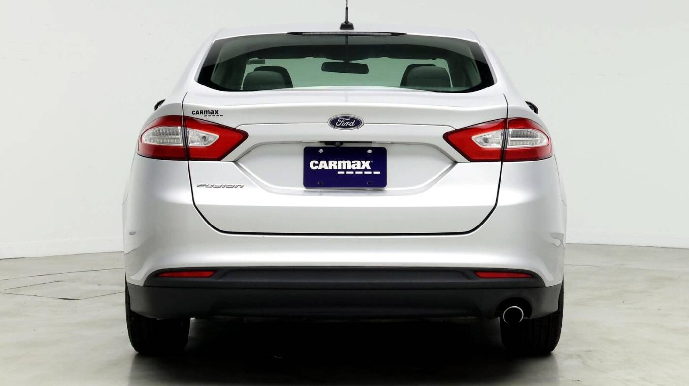 2016 Ford Fusion S — Sedan — 84,250 mi — Springfield, IL