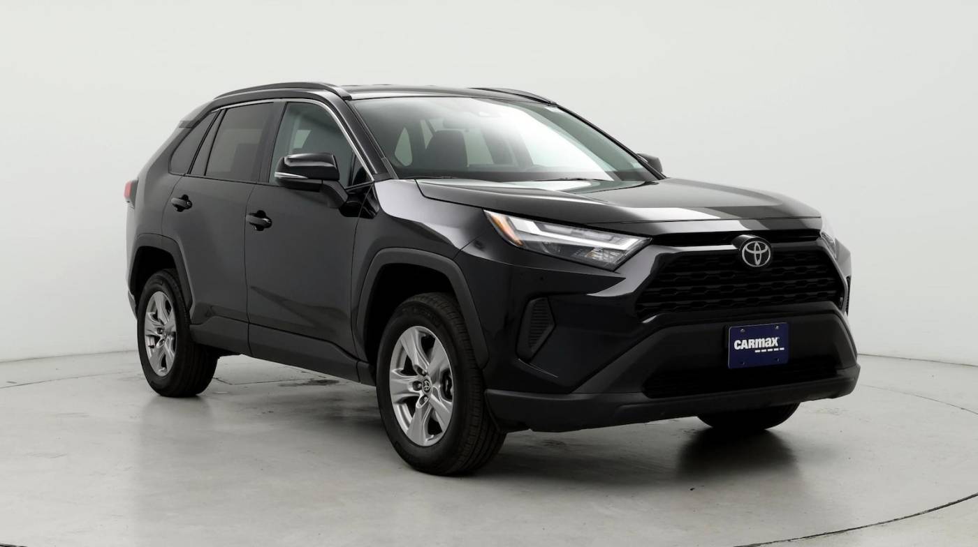 2023 Toyota RAV4 XLE — SUV — 35,239 mi — Springfield, IL