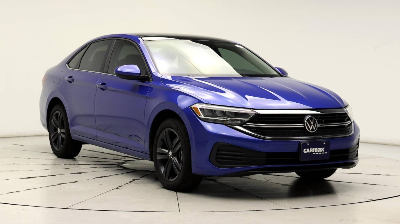 2023 Volkswagen Jetta SE — Sedan — 37,582 mi — Springfield, IL