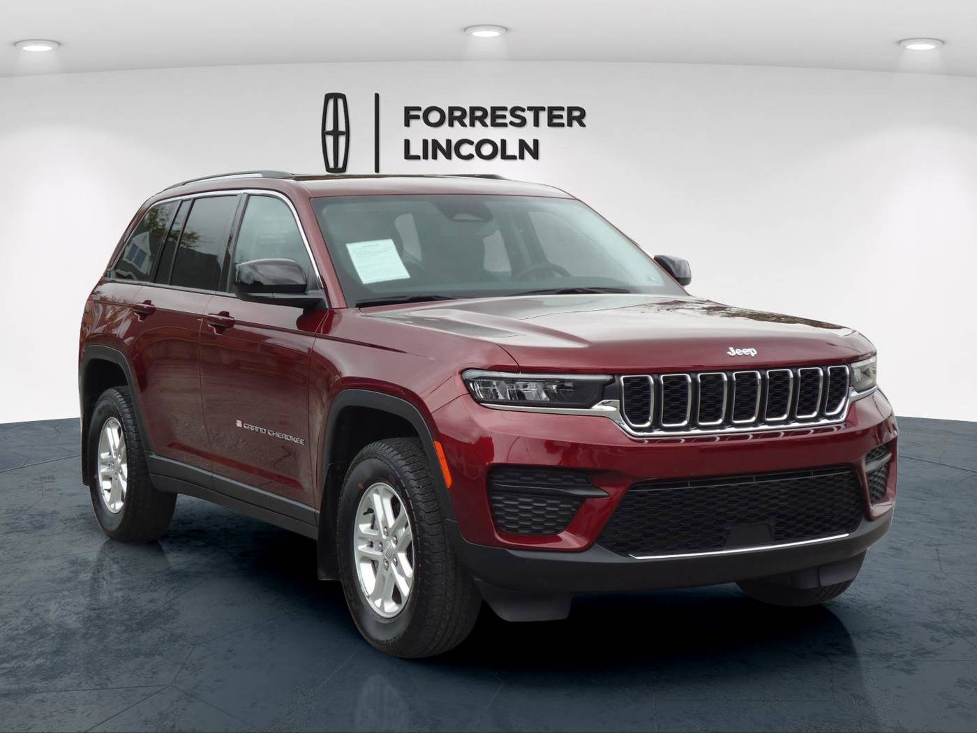 2024 Jeep Grand Cherokee Laredo — SUV — 4,375 mi — Chambersburg, PA