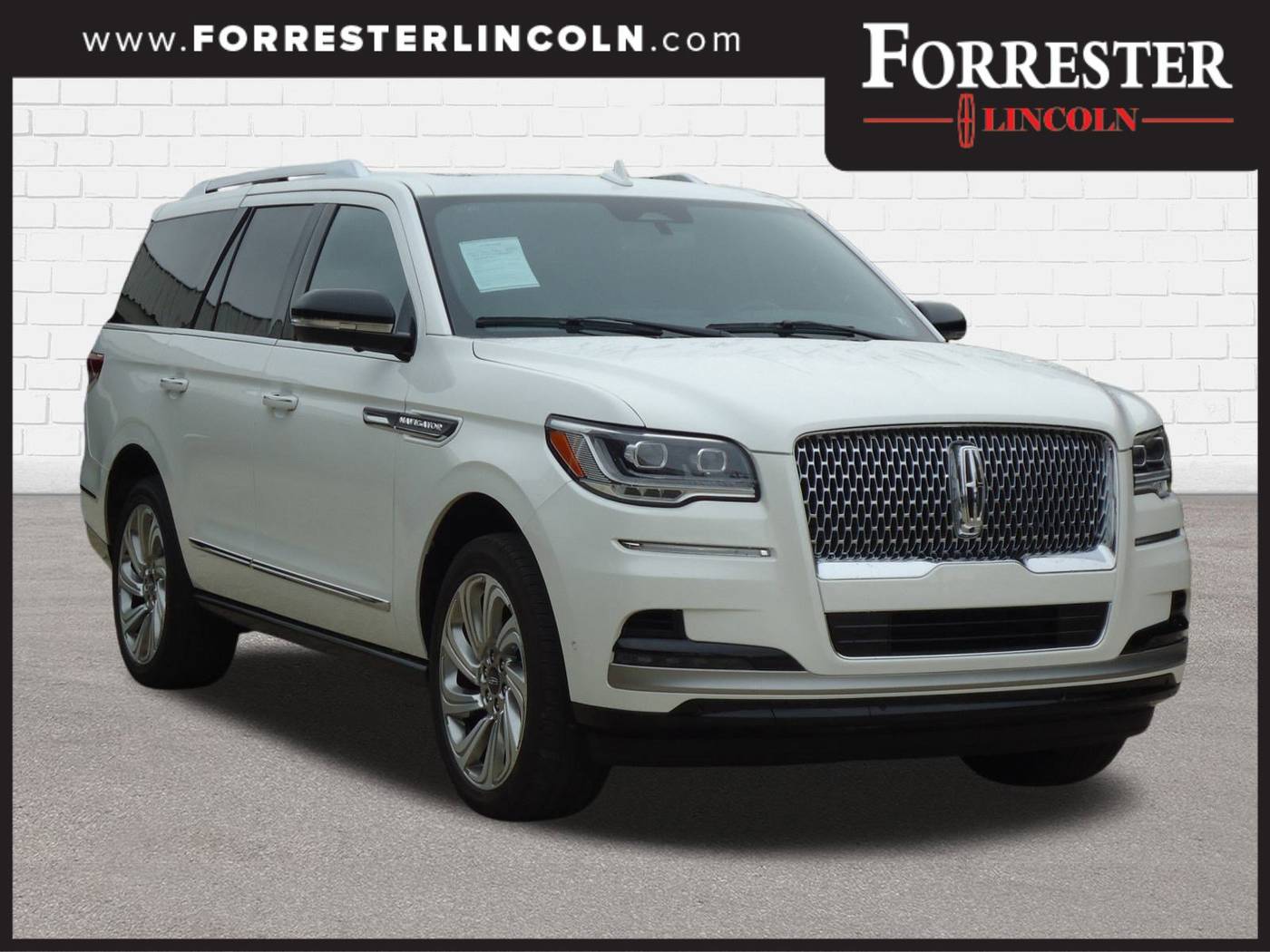 2024 Lincoln Navigator Premiere — SUV — 32,676 mi — Chambersburg, PA