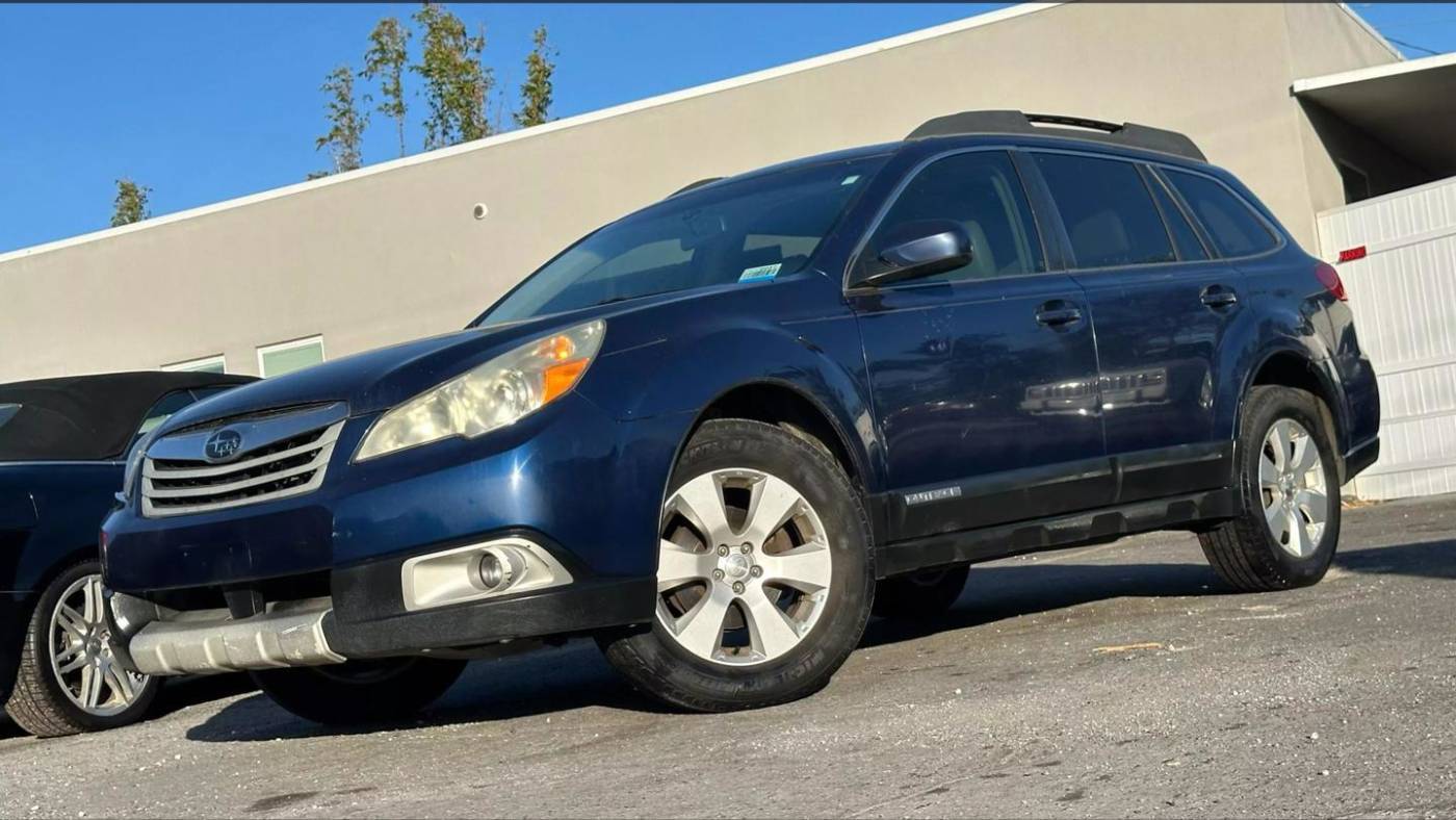 2010 Subaru Outback 2.5i Limited — SUV — 165,747 mi — Largo, FL