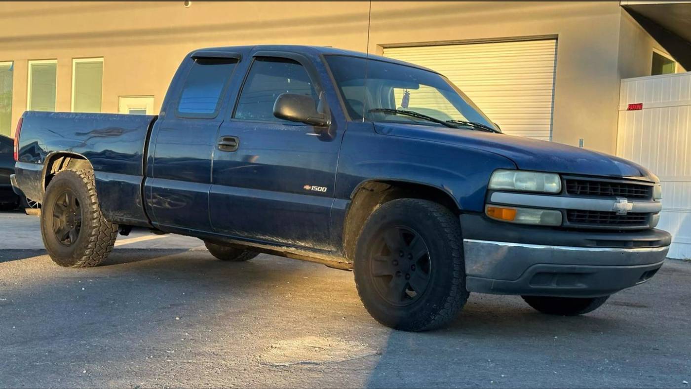 2001 Chevrolet Silverado 1500 Base — Pickup Truck — 239,574 mi — Largo, FL