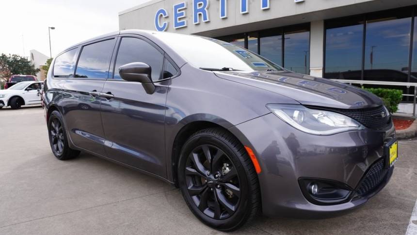 2020 Chrysler Pacifica Touring — Minivan — 79,791 mi — Pasadena, TX