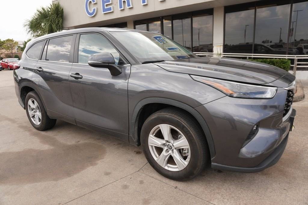 2023 Toyota Highlander LE — SUV — 36,775 mi — Pasadena, TX