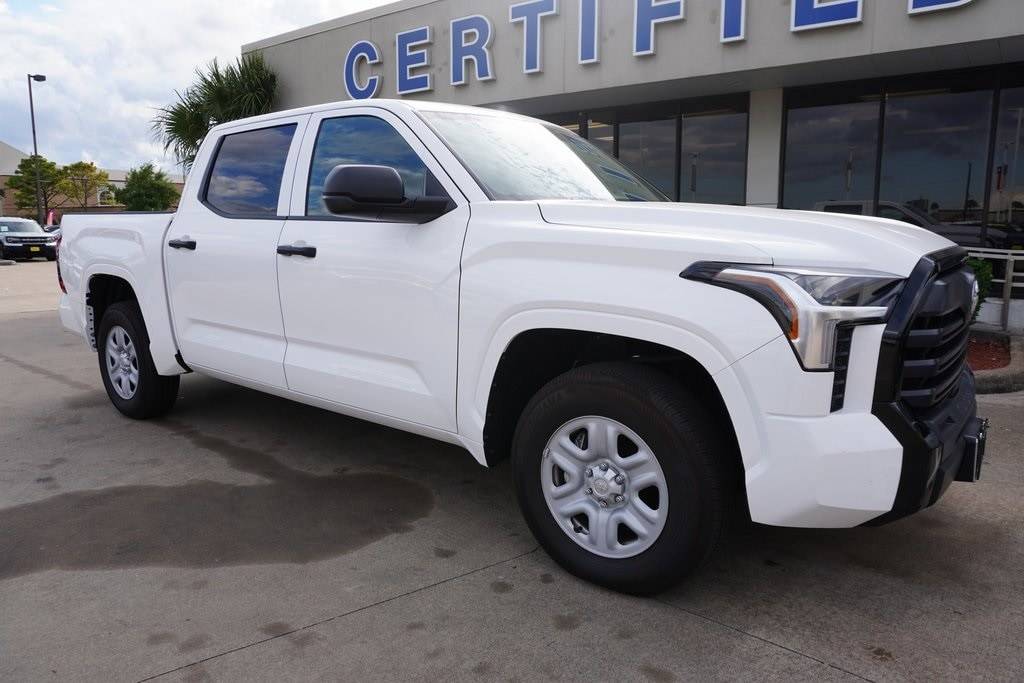 2025 Toyota Tundra SR — Pickup Truck — 1,897 mi — Pasadena, TX