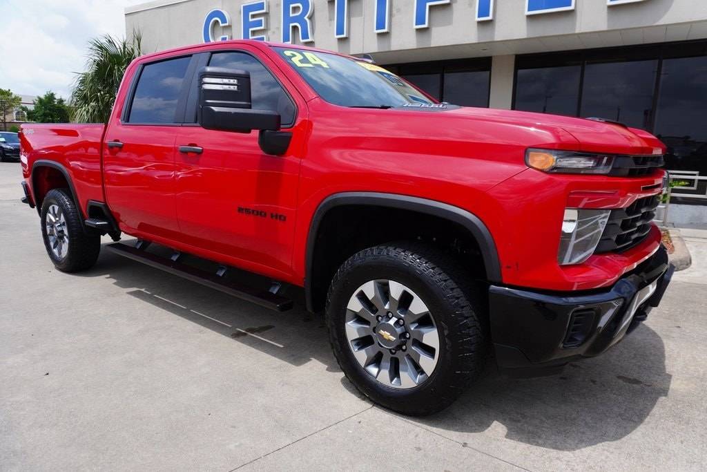 2024 Chevrolet Silverado 2500HD Custom — Pickup Truck — 32,136 mi — Pasadena, TX