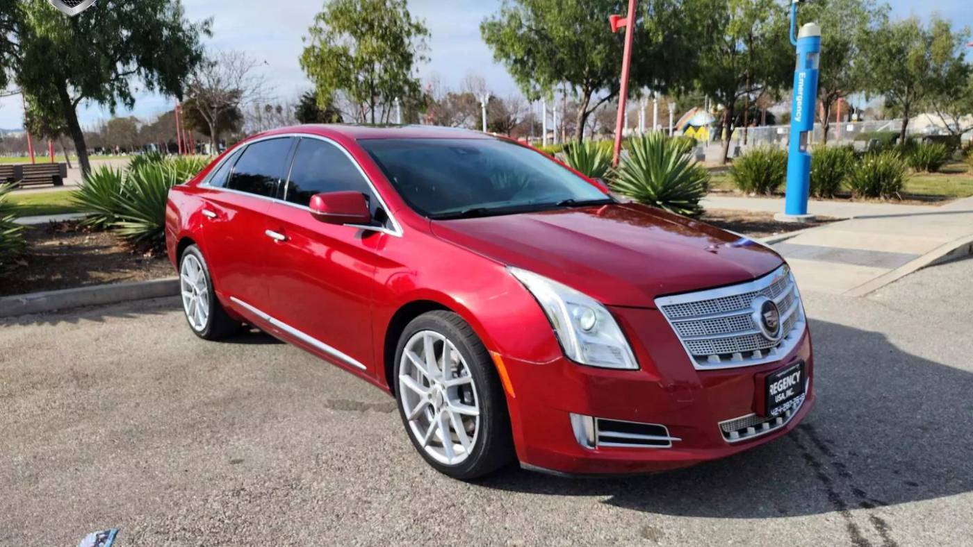 2013 Cadillac XTS Platinum — Sedan — 125,449 mi — Wilmington, CA