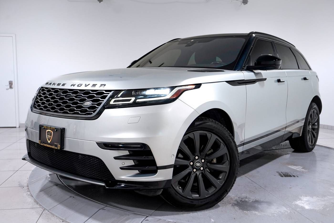 2018 Land Rover Range Rover Velar R-Dynamic SE — SUV — 46,367 mi — Somerville, NJ