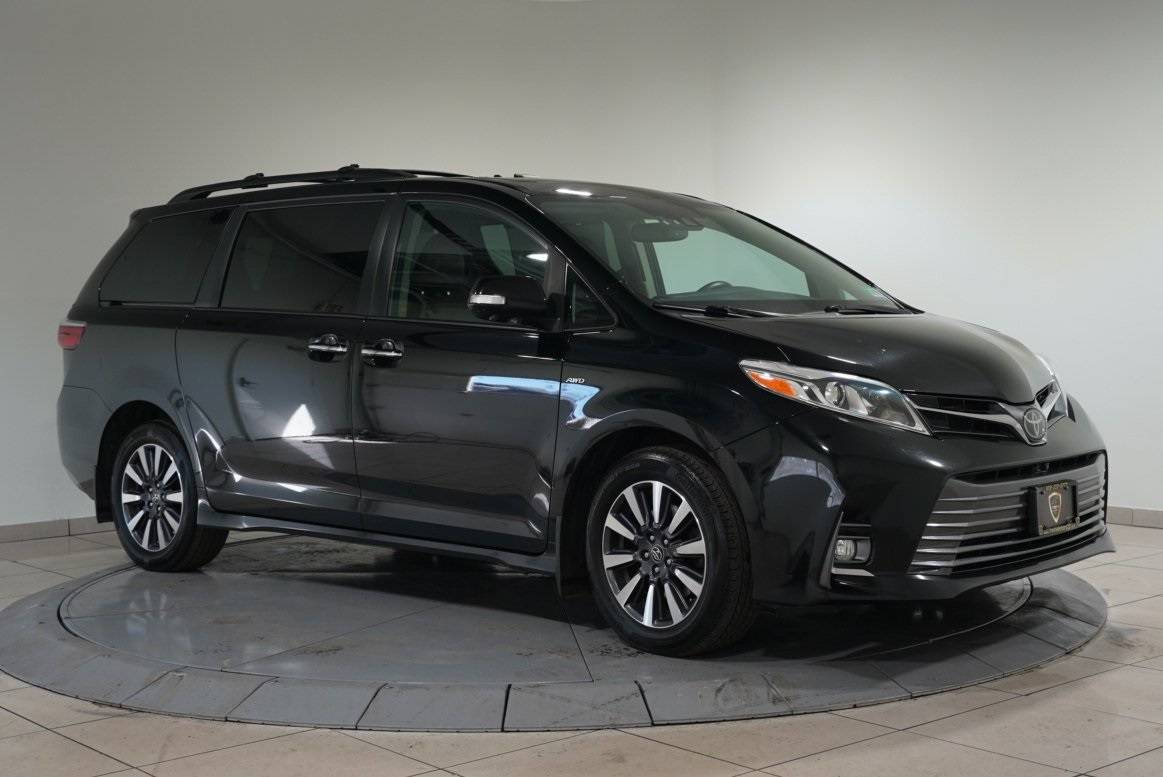 2019 Toyota Sienna Limited Premium — Minivan — 120,874 mi — Somerville, NJ