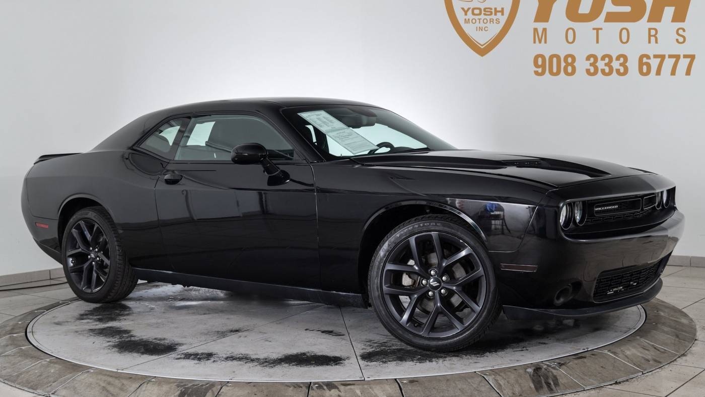 2023 Dodge Challenger SXT — Coupe — 23,647 mi — Somerville, NJ