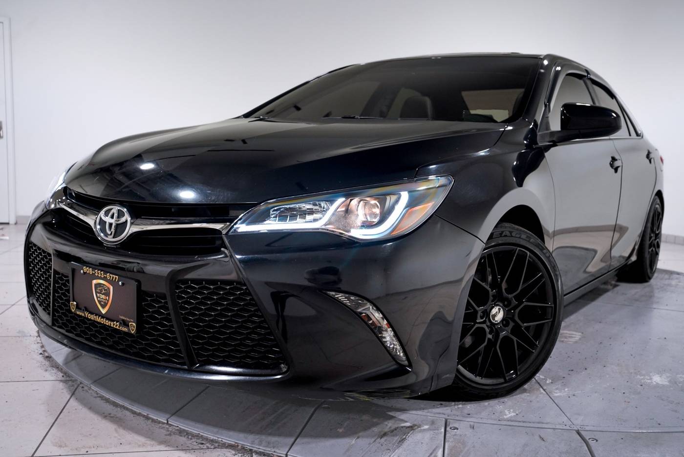 2017 Toyota Camry SE — Sedan — 71,309 mi — Somerville, NJ