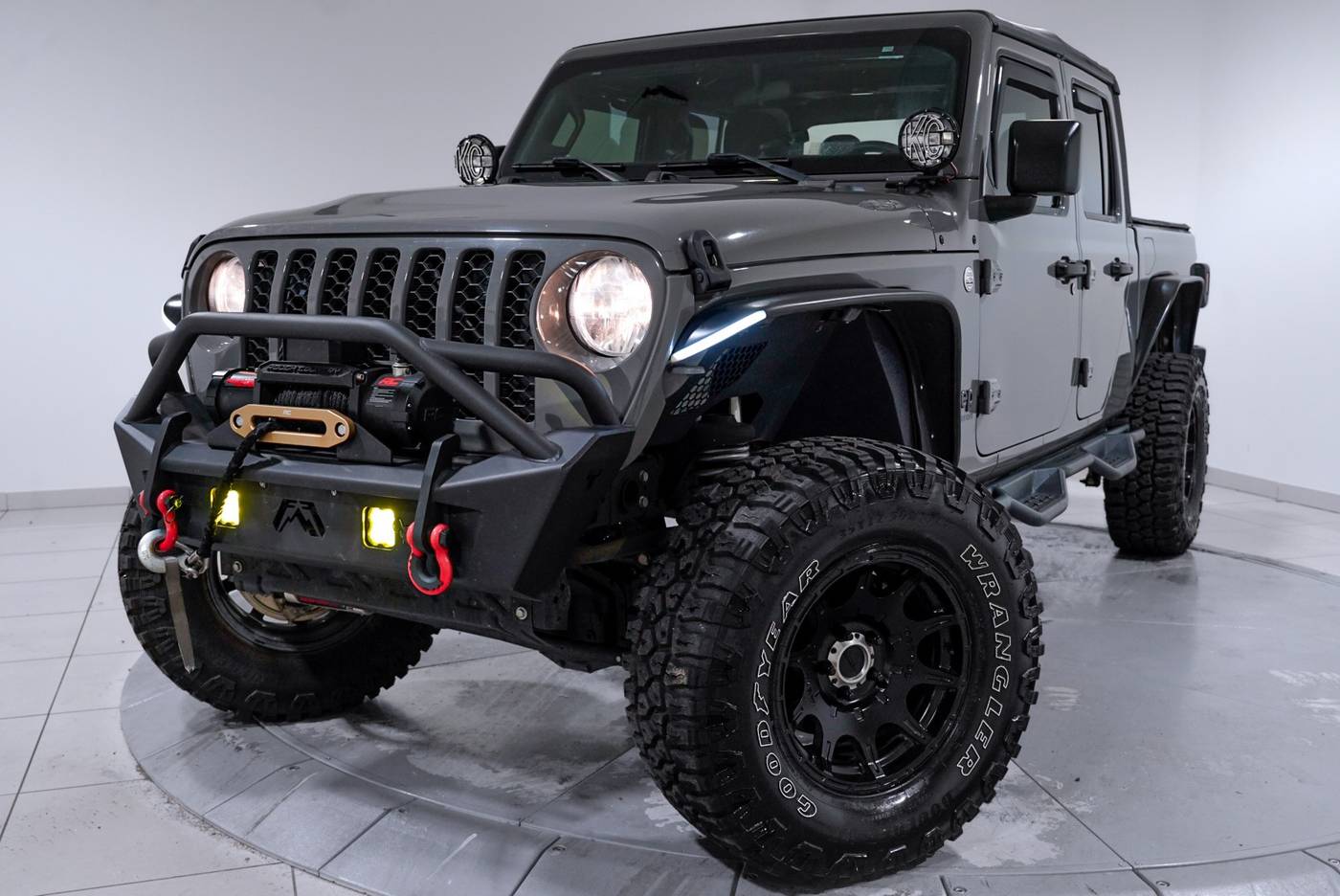 2021 Jeep Gladiator Sport — Pickup Truck — 83,587 mi — Somerville, NJ
