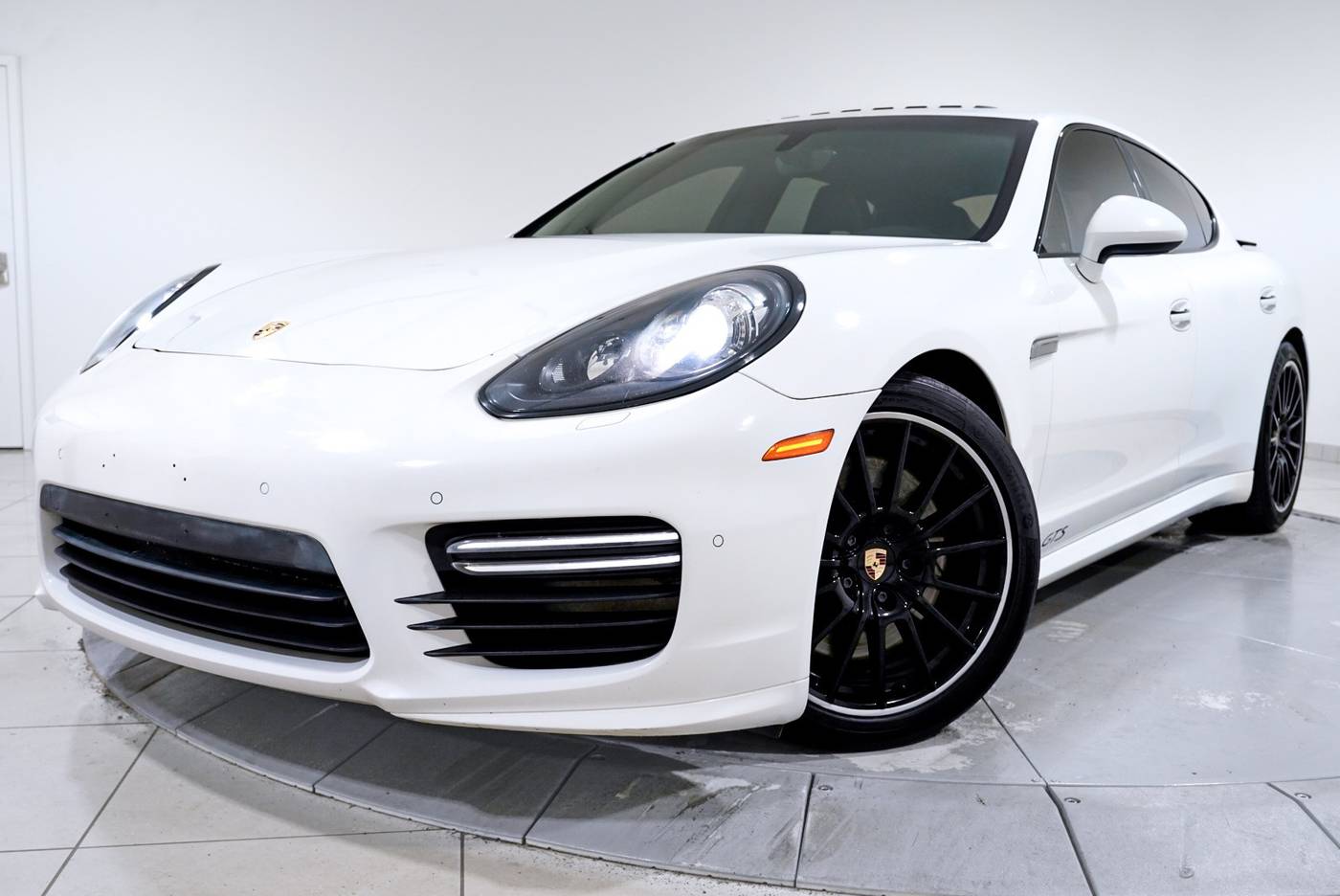 2015 Porsche Panamera GTS — Sedan — 106,707 mi — Somerville, NJ