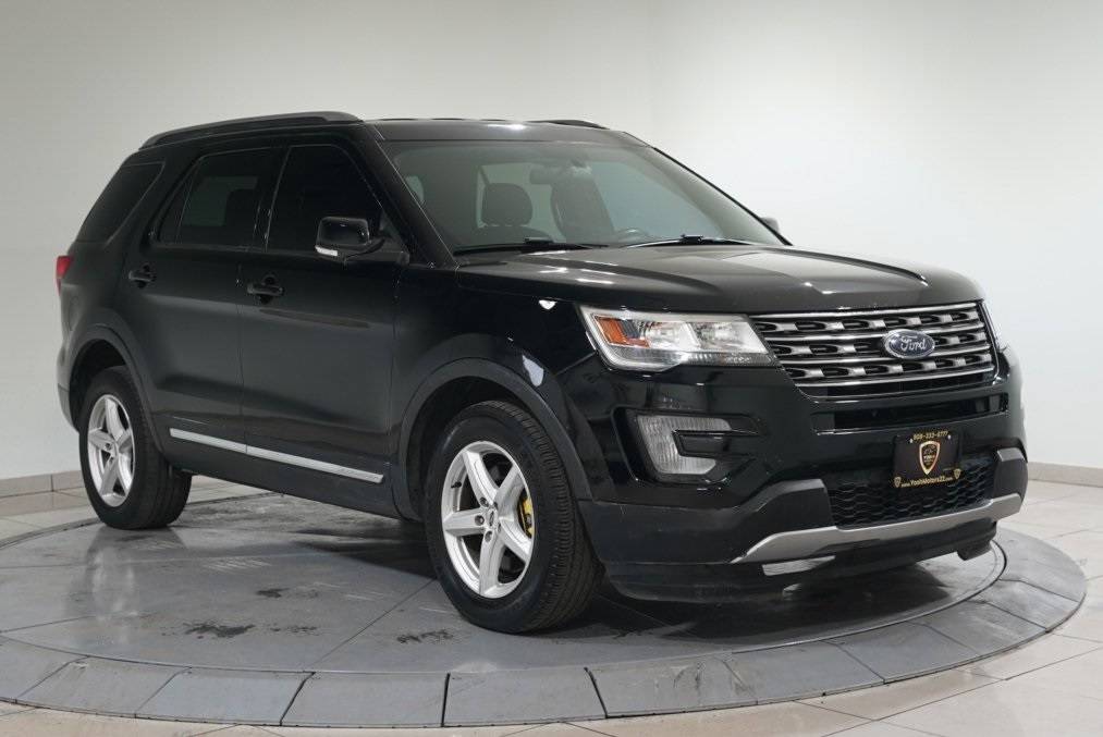 2017 Ford Explorer XLT — SUV — 83,125 mi — Somerville, NJ
