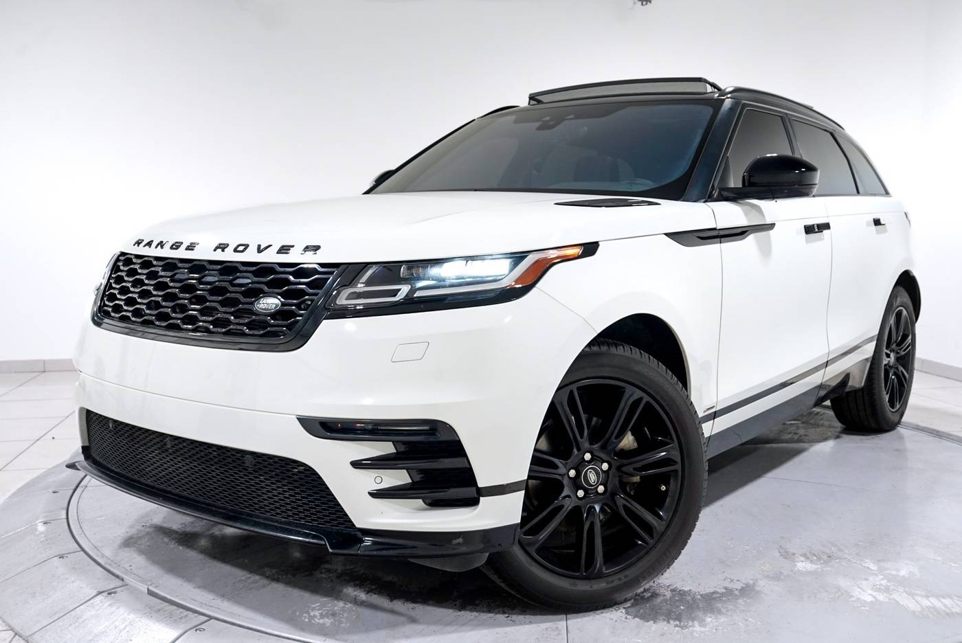 2020 Land Rover Range Rover Velar R-Dynamic S — SUV — 61,557 mi — Somerville, NJ