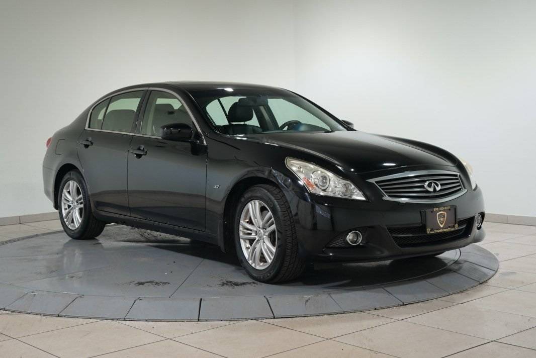 2015 INFINITI Q40 Standard — Sedan — 45,559 mi — Somerville, NJ