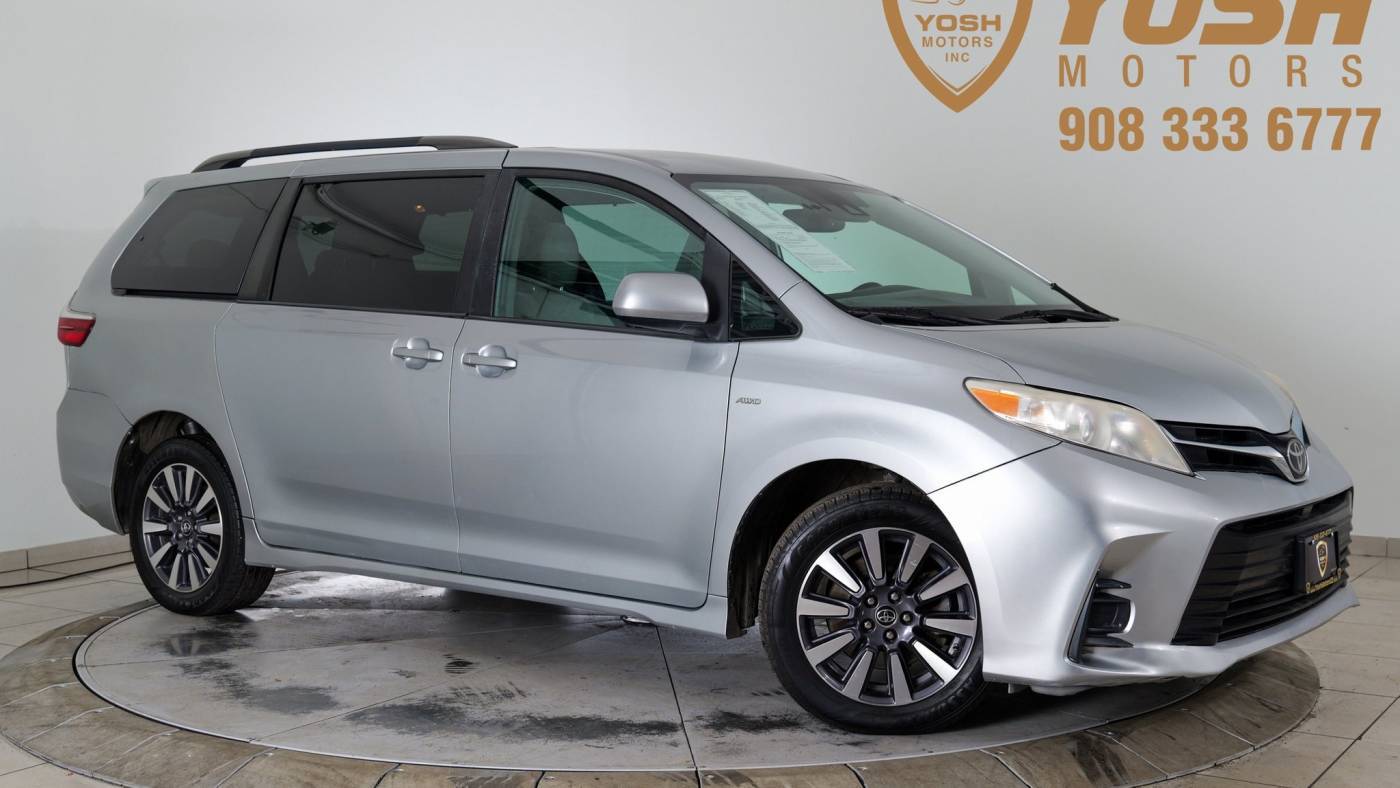 2019 Toyota Sienna LE — Minivan — 165,555 mi — Somerville, NJ