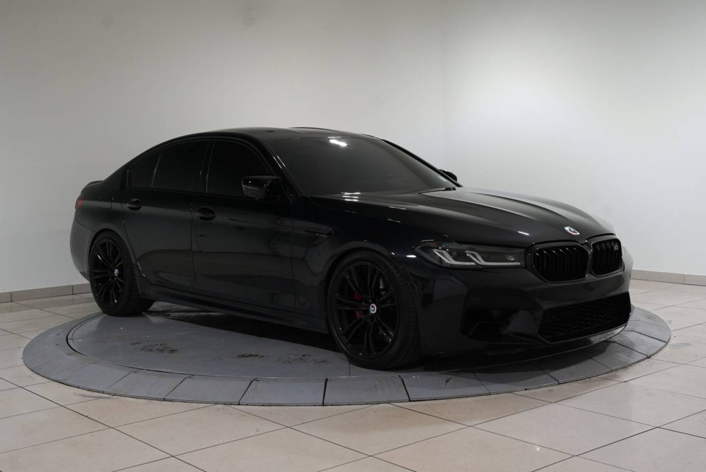 2021 BMW M5 Standard — Sedan — 25,879 mi — Somerville, NJ