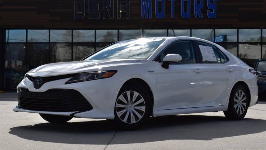 2020 toyota deals camry hybrid le