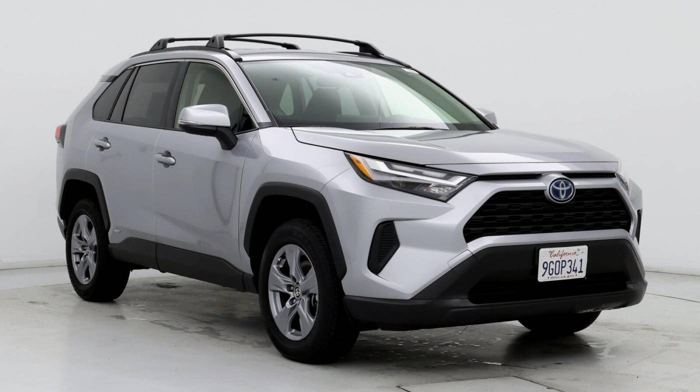 2023 Toyota RAV4 Hybrid LE — SUV — 5,811 mi — Pleasanton, CA