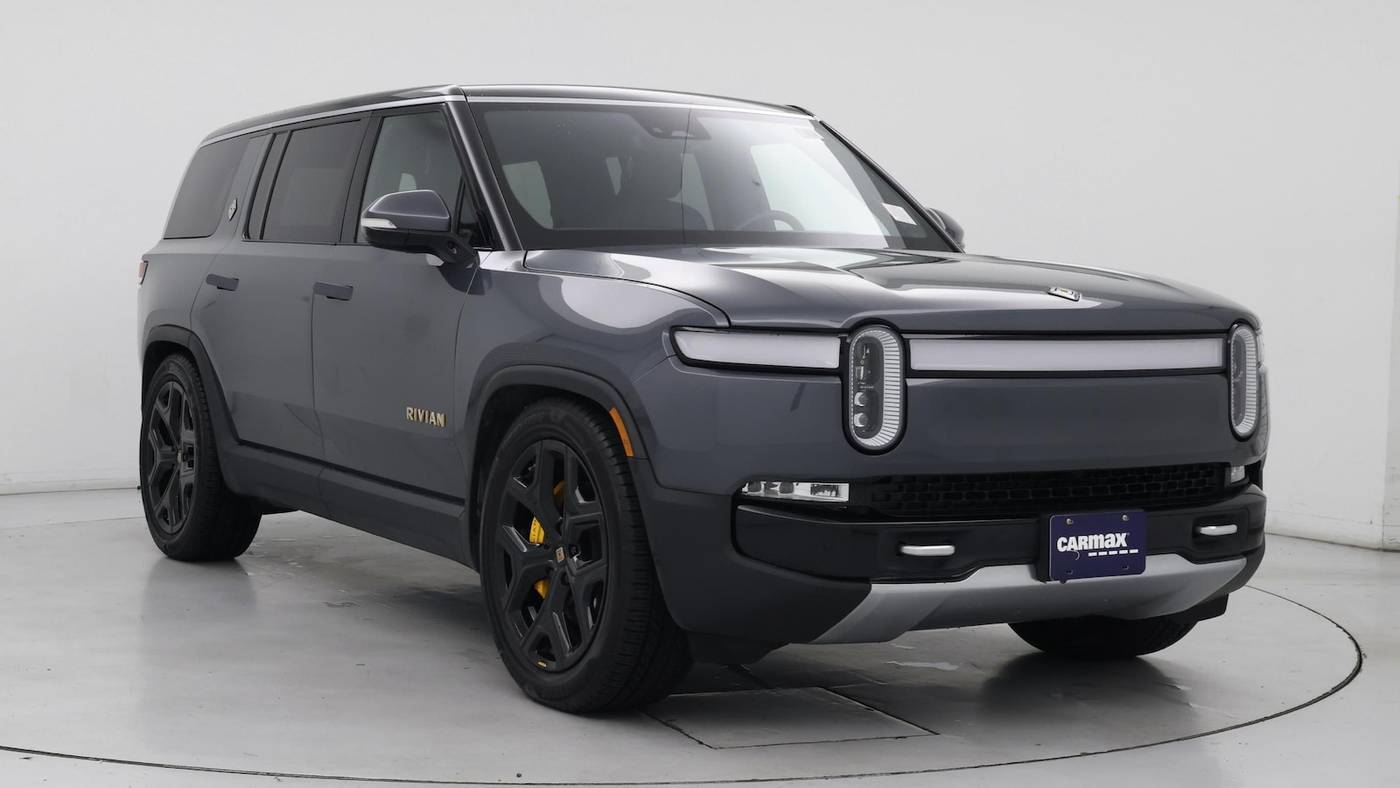 2023 Rivian R1S