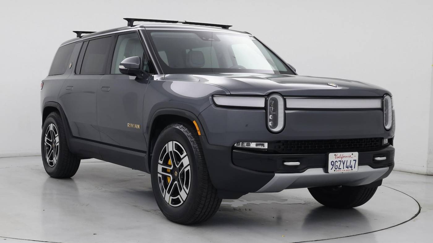 2023 Rivian R1S