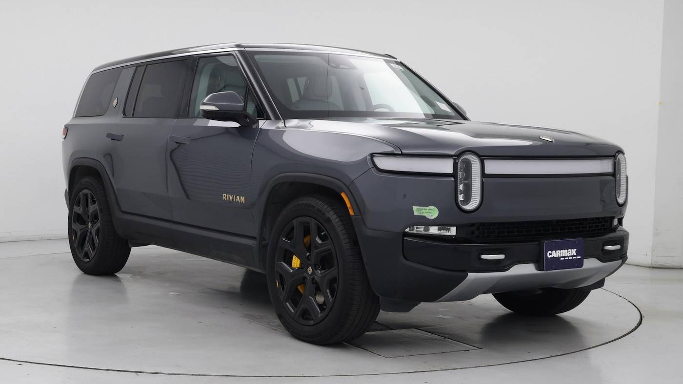 2023 Rivian R1S